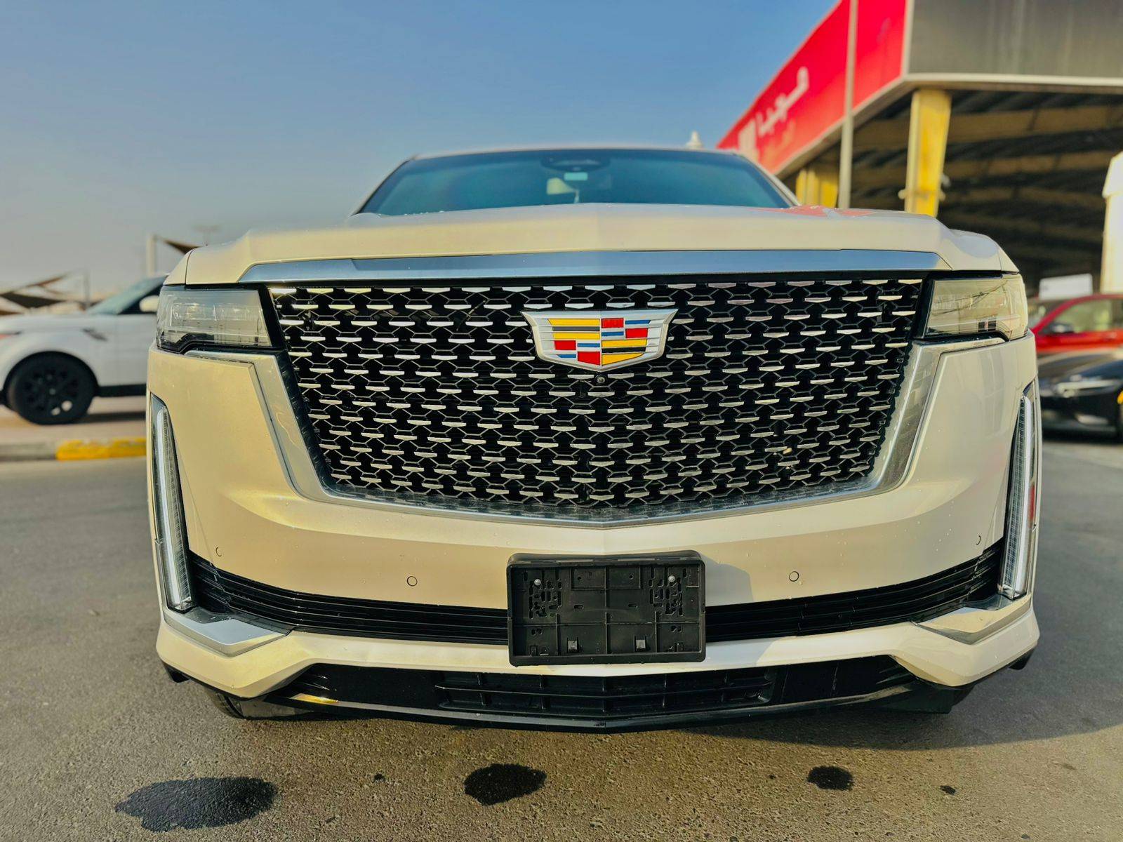 2022 CADILLAC ESCALADE — 51450 KM — Lot L5NR144571 — Souq - Marhaba Auctions Used Cars - Image 13