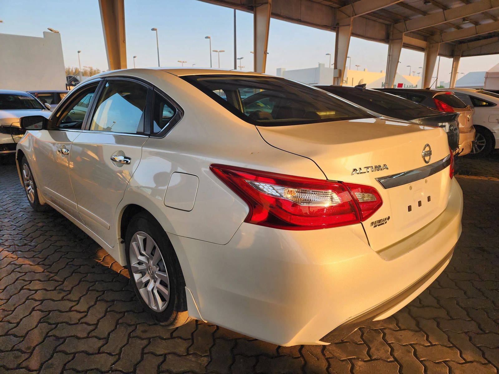 2016 NISSAN ALTIMA — 141223 Miles — Lot 88819 - Marhaba Auctions Used Cars - Image 5