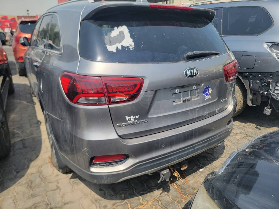 2019 KIA SORENTO — 142247 Miles — Lot 87248044 — Main - Marhaba Auctions Used Cars - Image 3