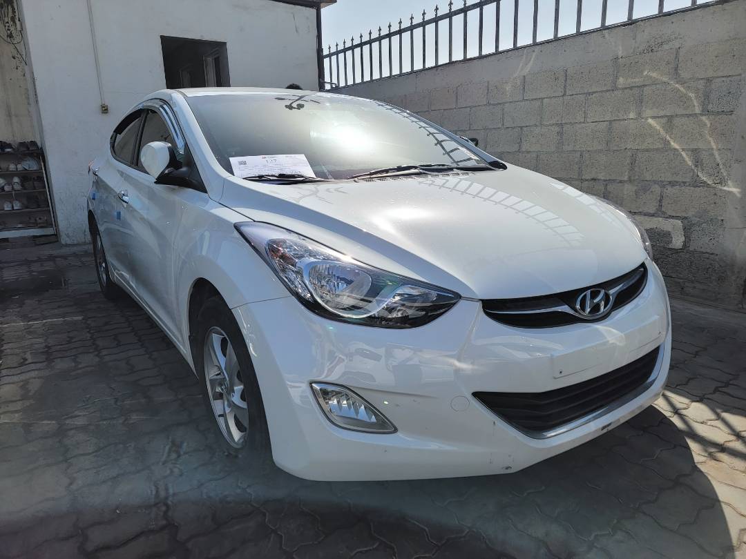 2011 HYUNDAI AVANTE — 123804 KM — Lot 142300 — Main - Marhaba Auctions Used Cars - Image 4