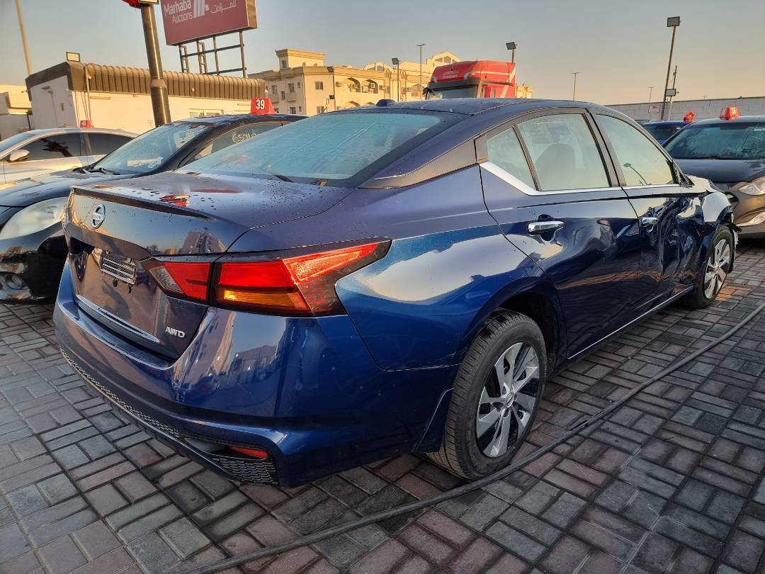 2019 NISSAN ALTIMA — 142124 Miles — Lot N311991 — Main - Marhaba Auctions Used Cars - Image 4