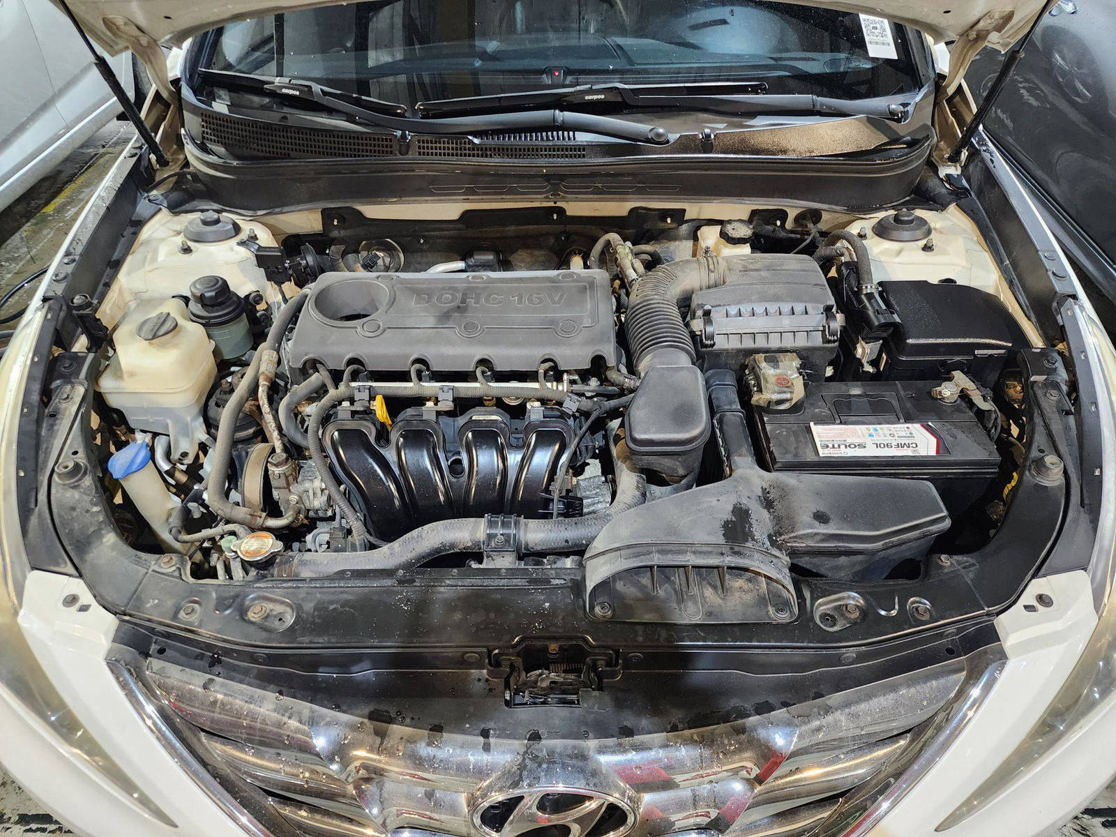 2010 HYUNDAI SONATA — 190402 KM — Lot 053741 — Ind. 12 - Marhaba Auctions Used Cars - Image 13