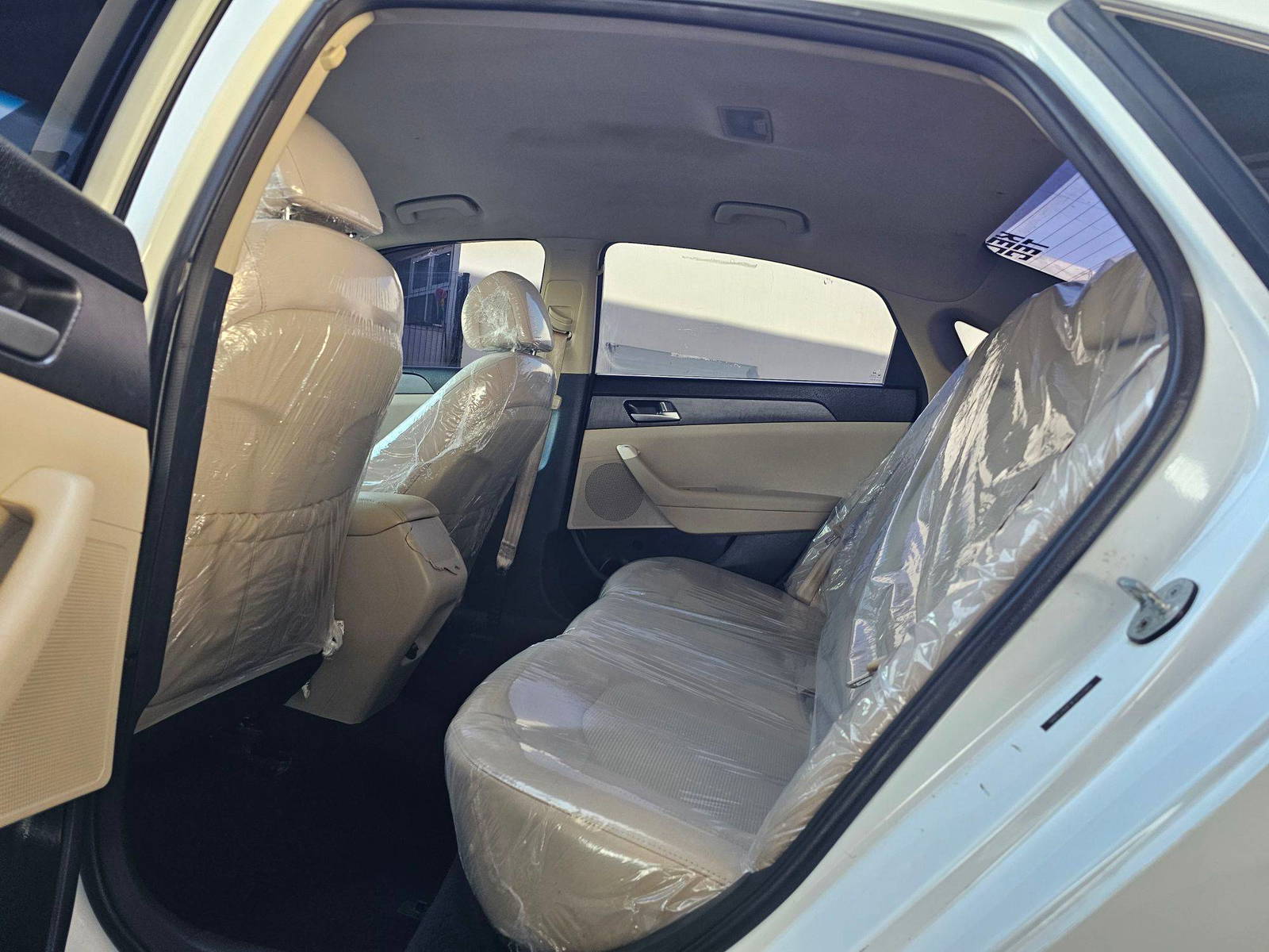 HYUNDAI SONATA 2015 - Marhaba Auction Used Cars - Image 9