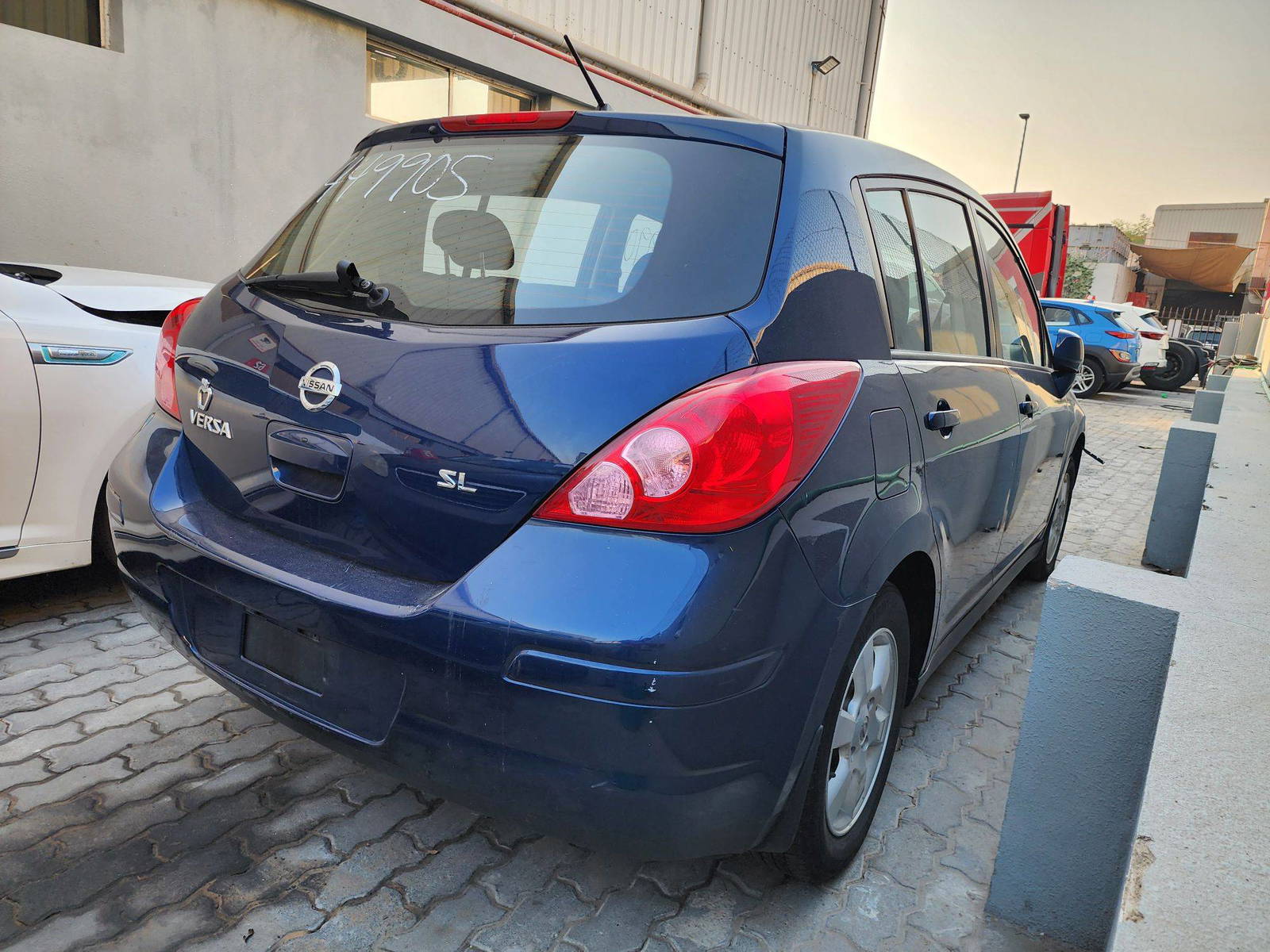 2007 NISSAN VERSA — 150862 Miles — Lot 449905 — Al Quoz - Marhaba Auctions Used Cars - Image 3