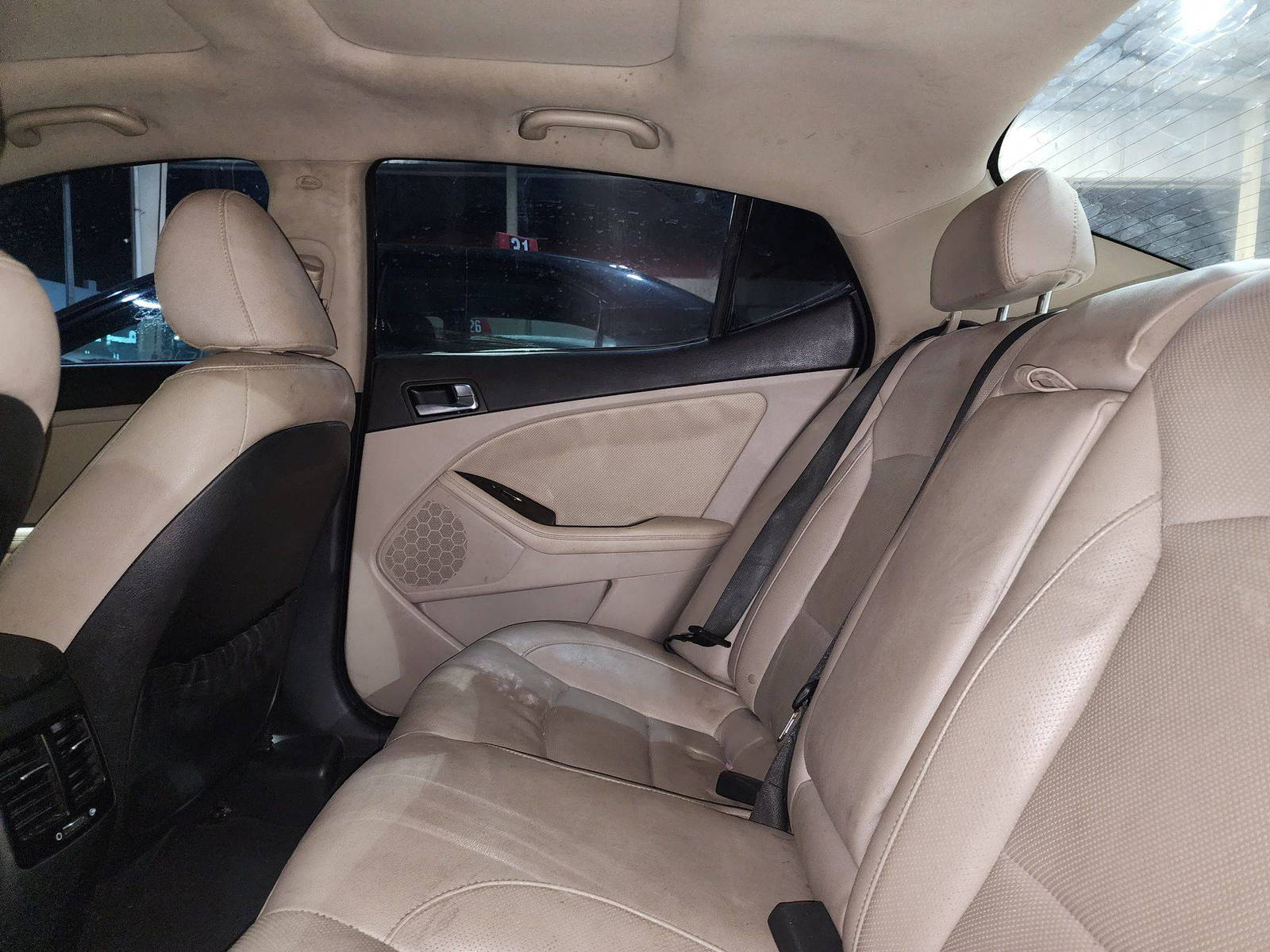 2015 KIA OPTIMA — 165469 Miles — Lot 828996 — Souq - Marhaba Auctions Used Cars - Image 8