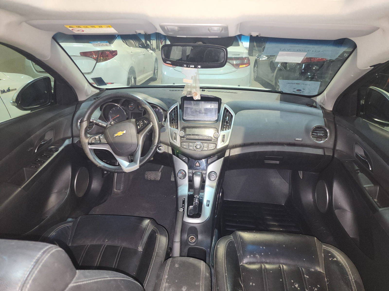 2015 CHEVROLET CRUIZE — 123053 KM — Lot 048651 — Al Quoz - Marhaba Auctions Used Cars - Image 9