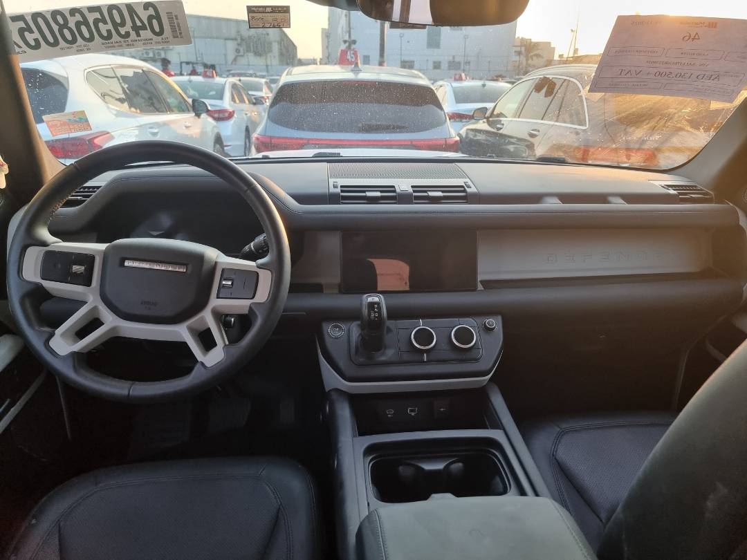 LAND ROVER DEFENDER 110 P400 S 2024 - Marhaba Auction Used Cars - Image 7