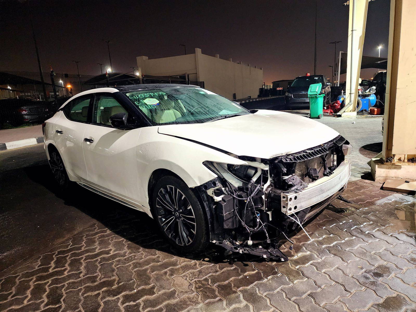 2016 NISSAN MAXIMA — 133220 Miles — Lot 41039475 — Souq - Marhaba Auctions Used Cars - Image 4