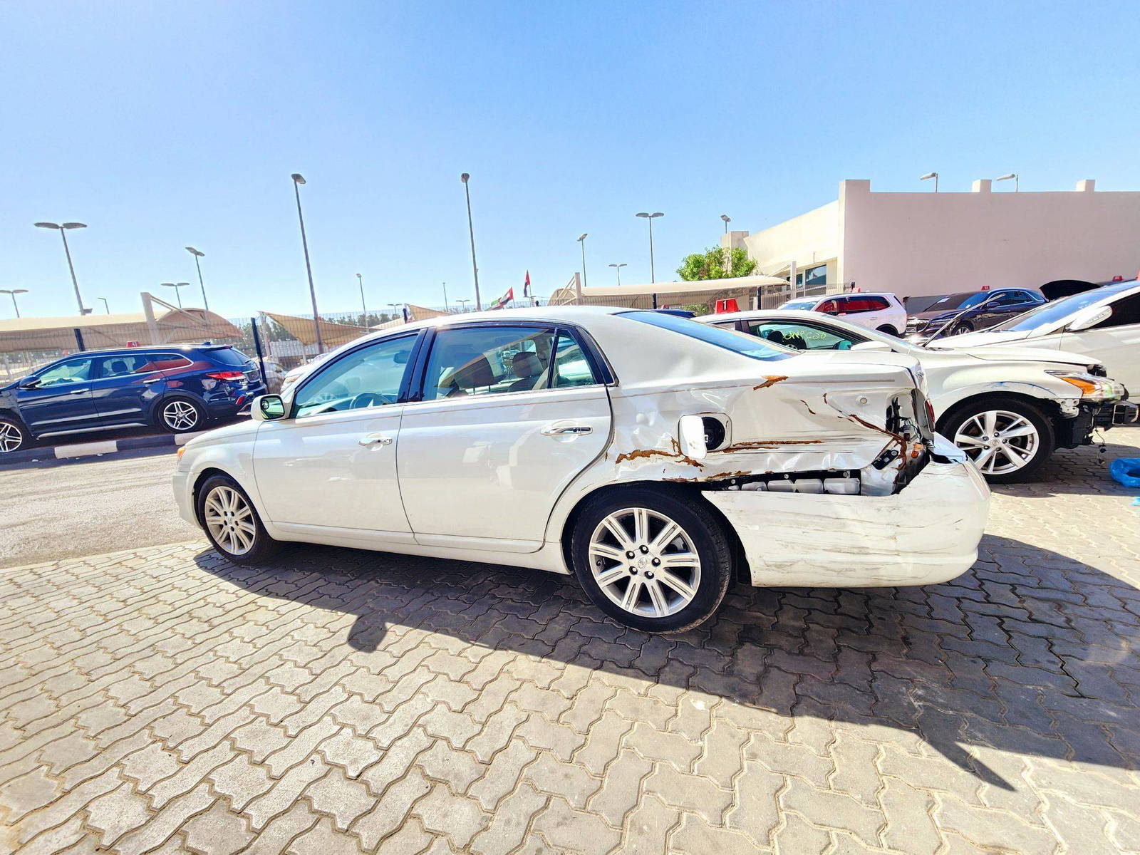 2008 TOYOTA AVALON — 217404 Miles — Lot 339312 — Main - Marhaba Auctions Used Cars - Image 5