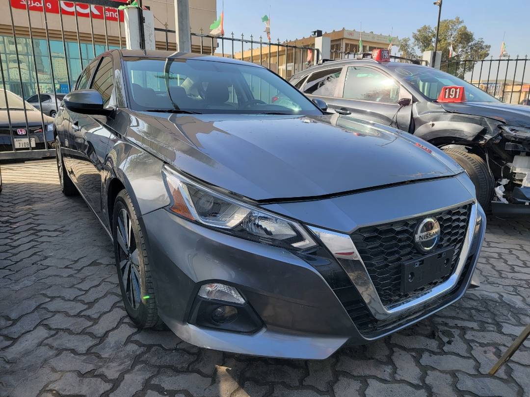 2019 NISSAN ALTIMA — 118732 Miles — Lot 5KC234335 — Main - Marhaba Auctions Used Cars - Image 3