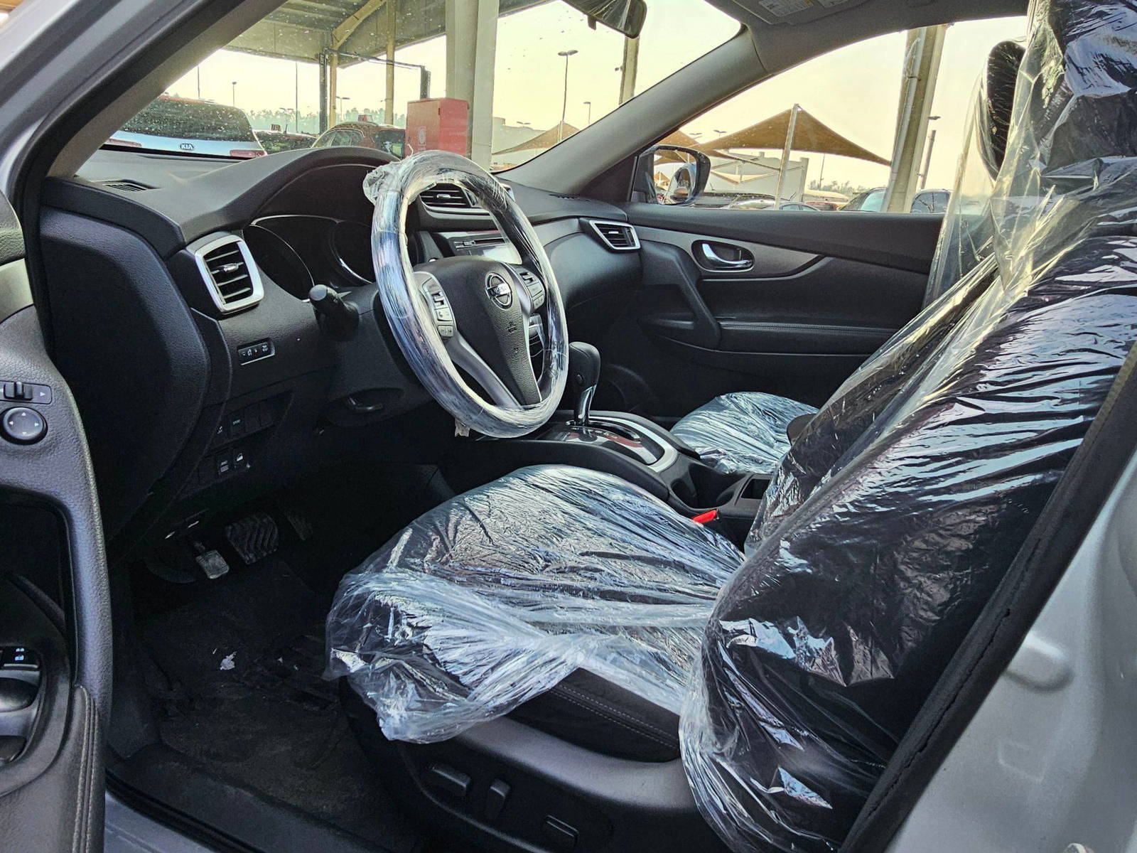2014 NISSAN ROGUE — 99656 Miles — Lot 5EC809136 — Souq - Marhaba Auctions Used Cars - Image 8