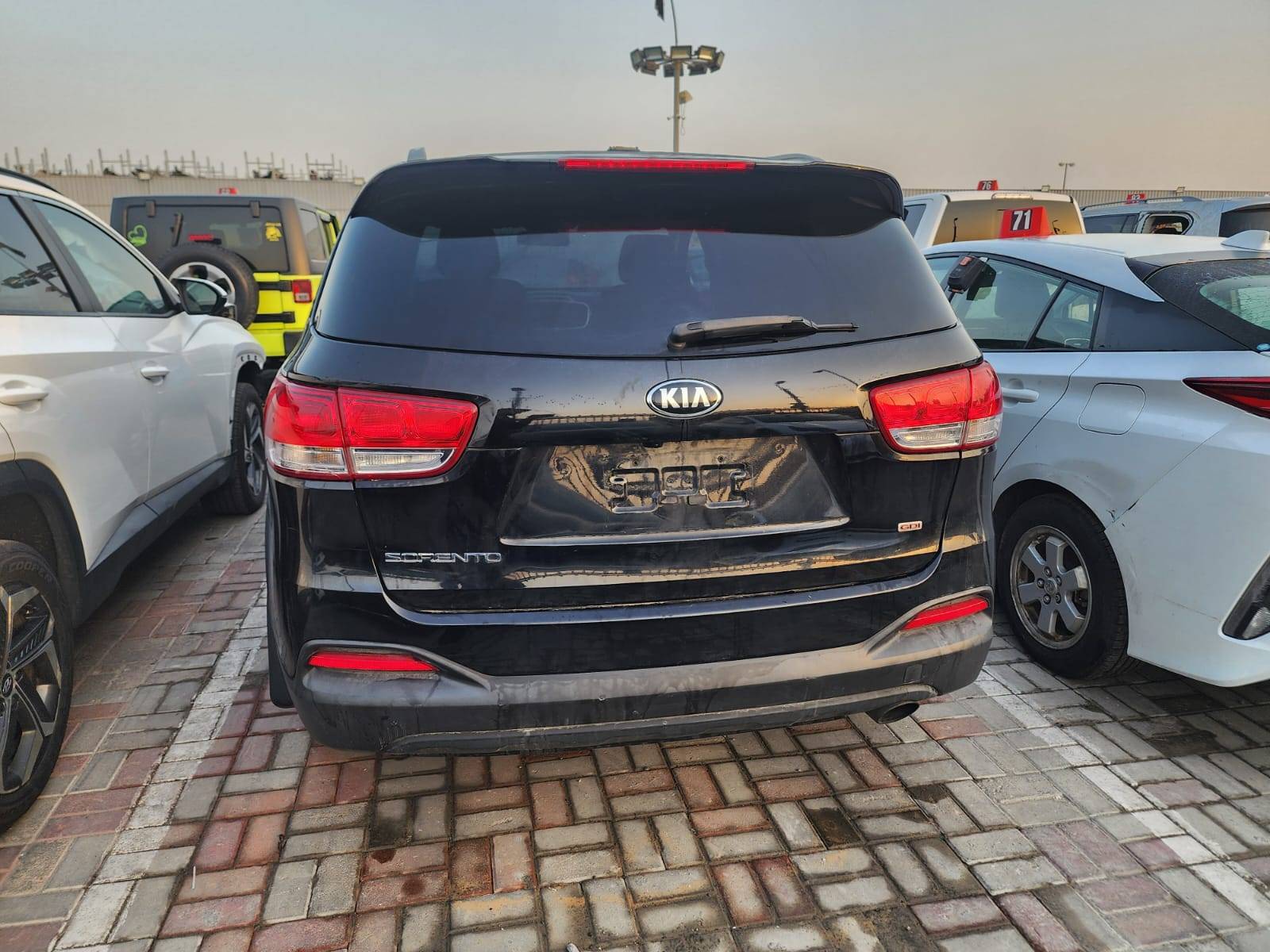 2016 KIA SORENTO — 161622 Miles — Lot 84927435 — Souq - Marhaba Auctions Used Cars - Image 10