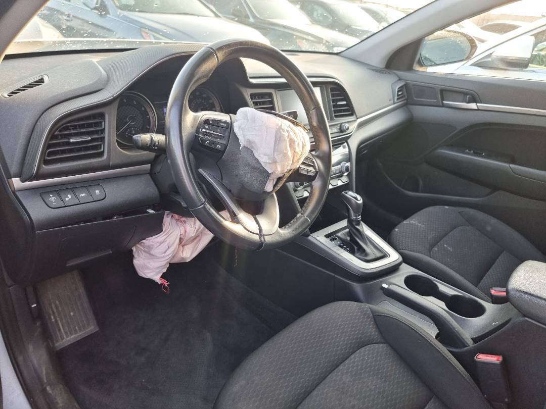 HYUNDAI ELANTRA 2019 - Marhaba Auction Used Cars - Image 5