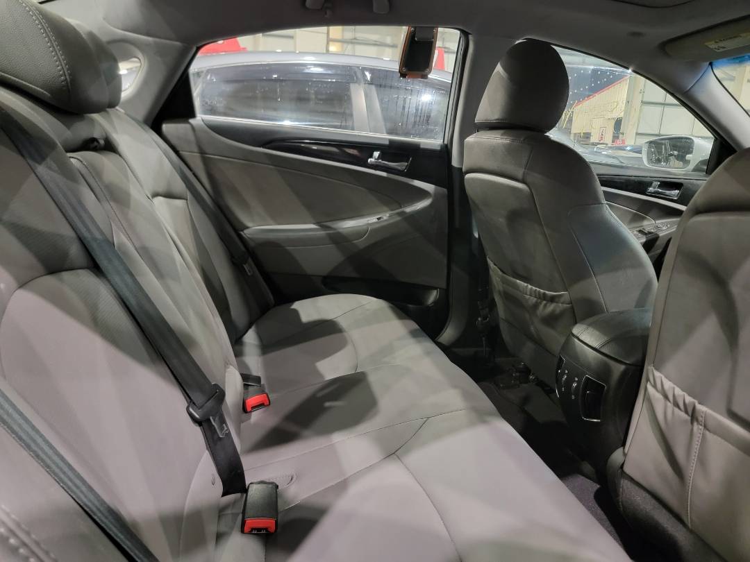 2011 HYUNDAI SONATA — 105416 Miles — Lot BH023277 - Marhaba Auctions Used Cars - Image 6