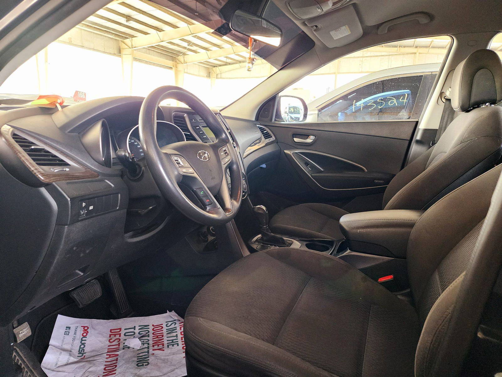 2016 HYUNDAI SANTA FE — 238173 KM — Lot U495180 — Main - Marhaba Auctions Used Cars - Image 8