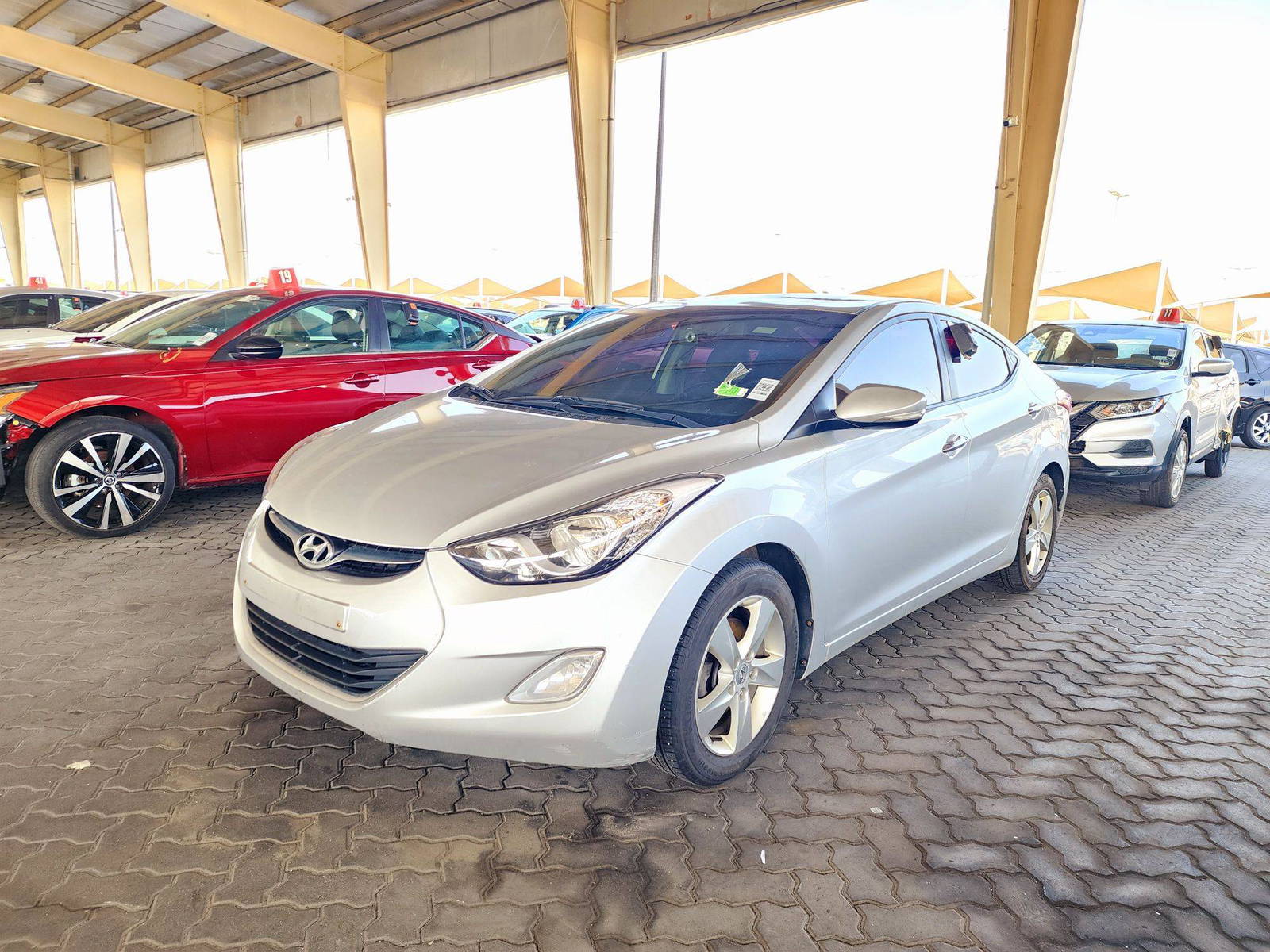 2012 HYUNDAI AVANTE — 155796 KM — Lot 623006 — Souq - Marhaba Auctions Used Cars - Image 5