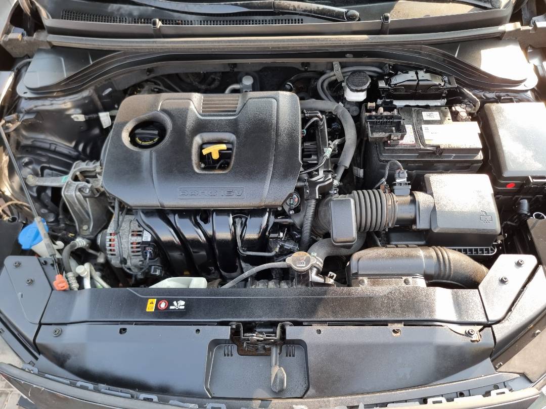 2020 HYUNDAI ELANTRA — 100210 Miles — Lot 79476673 — Souq - Marhaba Auctions Used Cars - Image 10