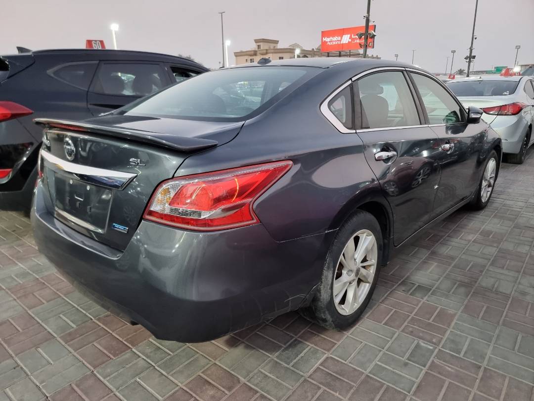 2013 NISSAN ALTIMA — 160465 Miles — Lot 215478 — Souq - Marhaba Auctions Used Cars - Image 4