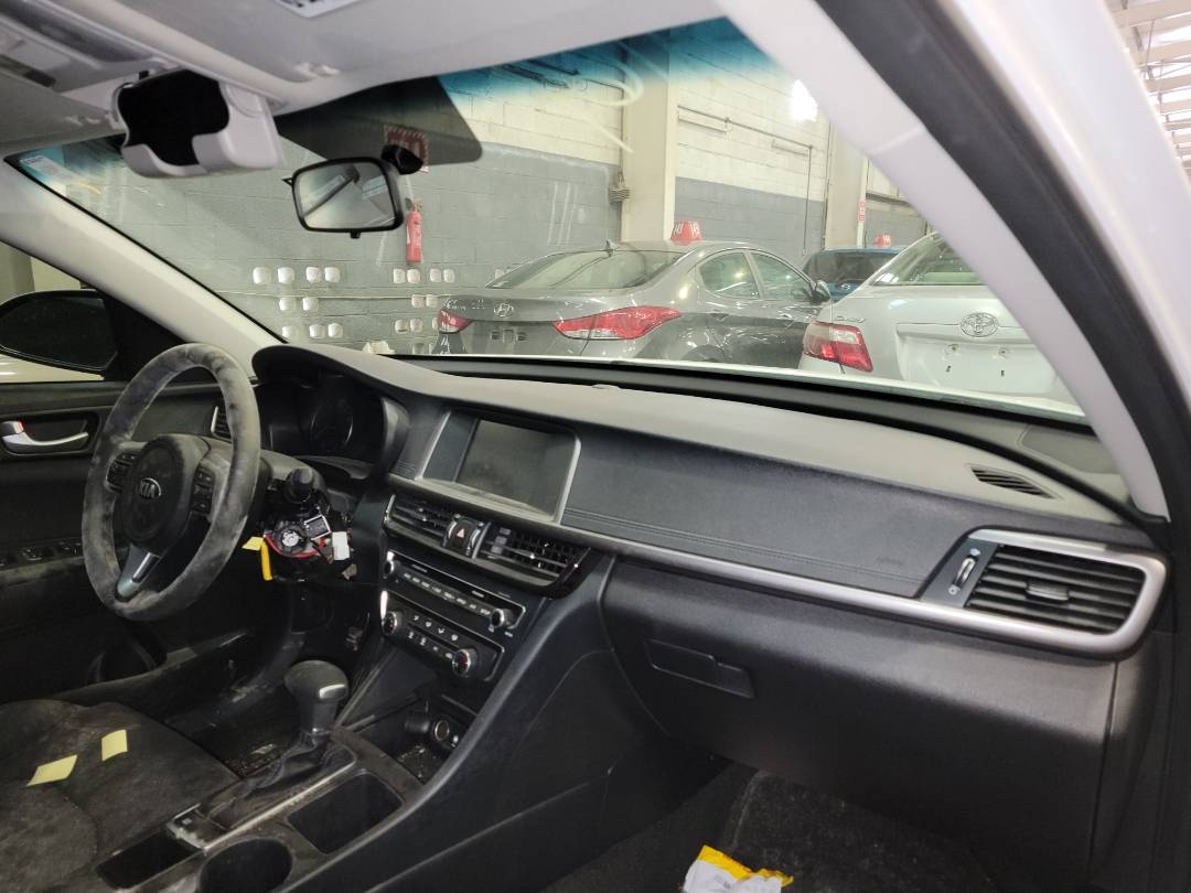 2018 KIA OPTIMA — 105353 Miles — Lot 69940143 - Marhaba Auctions Used Cars - Image 5