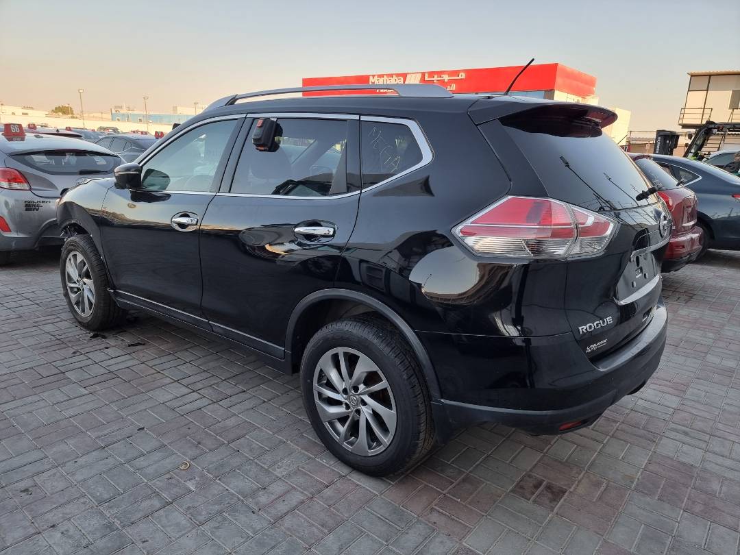 2015 NISSAN ROGUE — 229944 KM — Lot 215478 — Ind. 12 - Marhaba Auctions Used Cars - Image 4