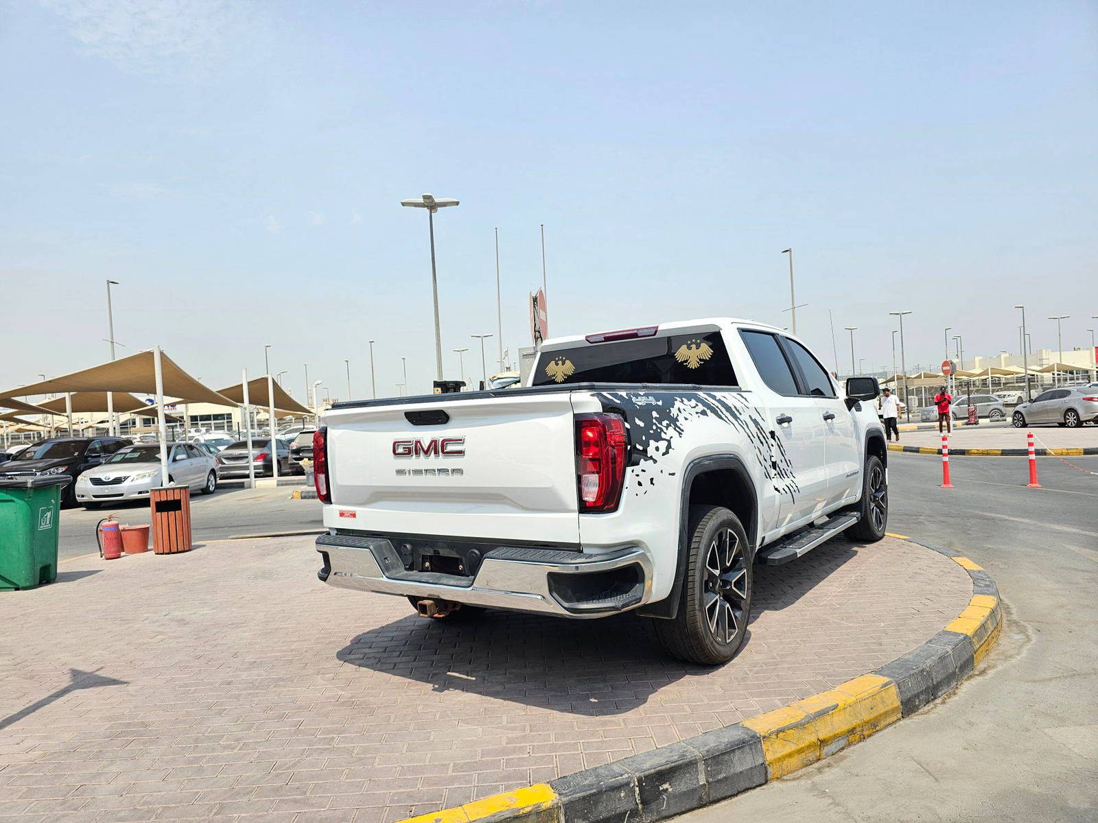 2019 GMC SIERRA — 92570 Miles — Lot AEHXKG158028 — Souq - Marhaba Auctions Used Cars - Image 5
