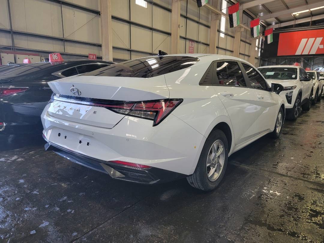 2021 HYUNDAI AVANTE — 109626 KM — Lot 235428 — Main - Marhaba Auctions Used Cars - Image 3