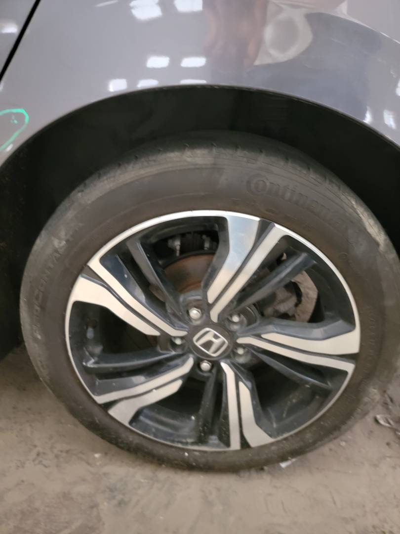 2018 HONDA CIVIC — 93094 Miles — Lot X008017 — Main - Marhaba Auctions Used Cars - Image 9