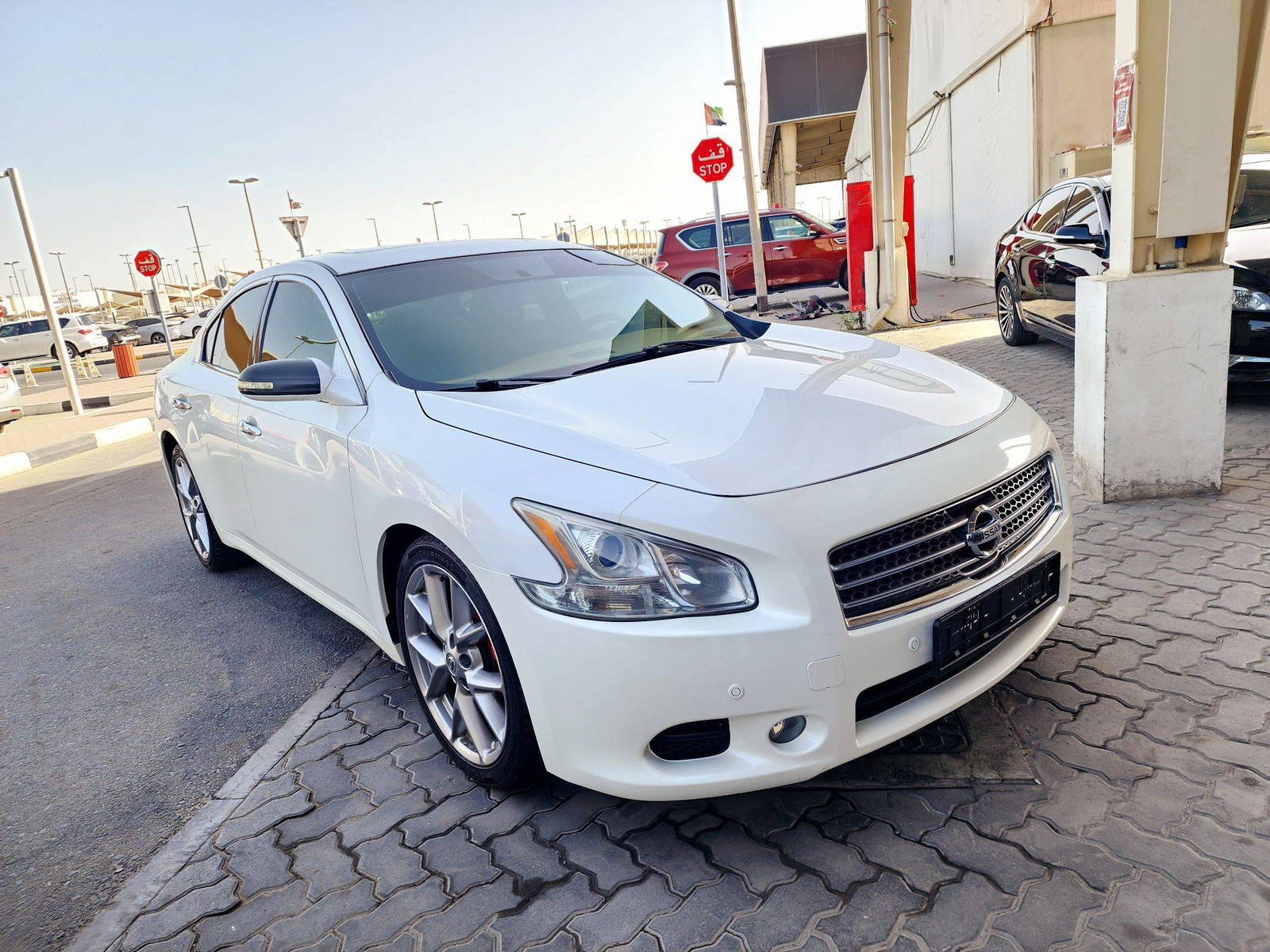 2011 NISSAN MAXIMA — 195247 KM — Lot 8BC811868 — Souq - Marhaba Auctions Used Cars - Image 4