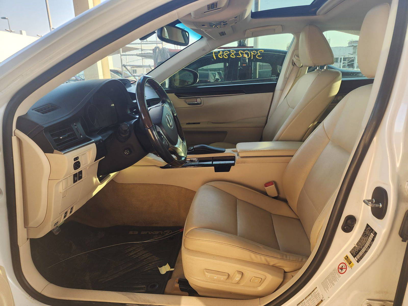 2013 LEXUS ES 350 — 121457 Miles — Lot 39028887 — Souq - Marhaba Auctions Used Cars - Image 8