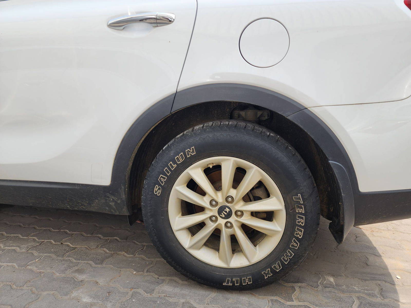 KIA SORENTO 2019 - Marhaba Auction Used Cars - Image 11