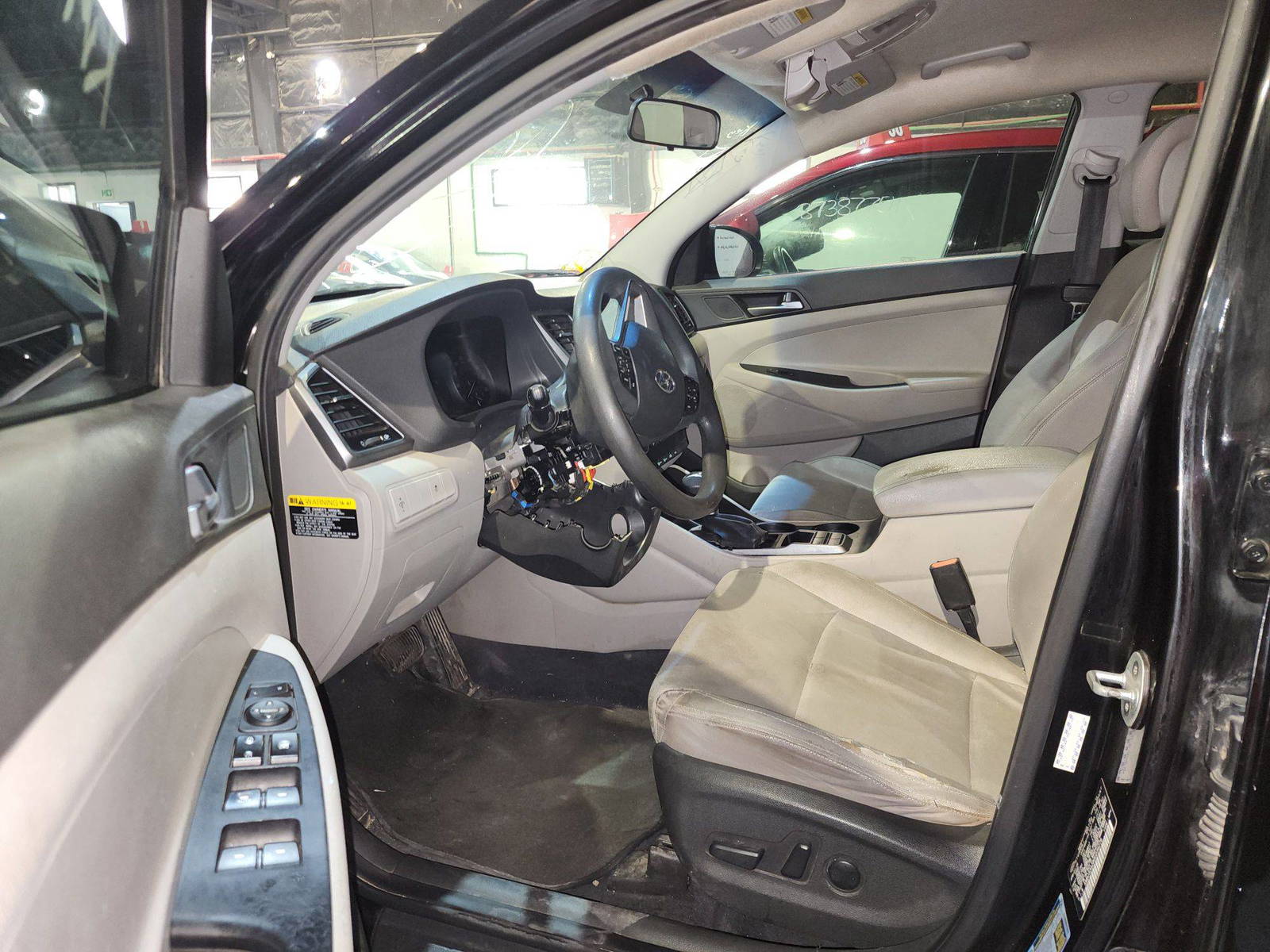 2016 HYUNDAI TUCSON — 172870 Miles — Lot 504709 — Main - Marhaba Auctions Used Cars - Image 9