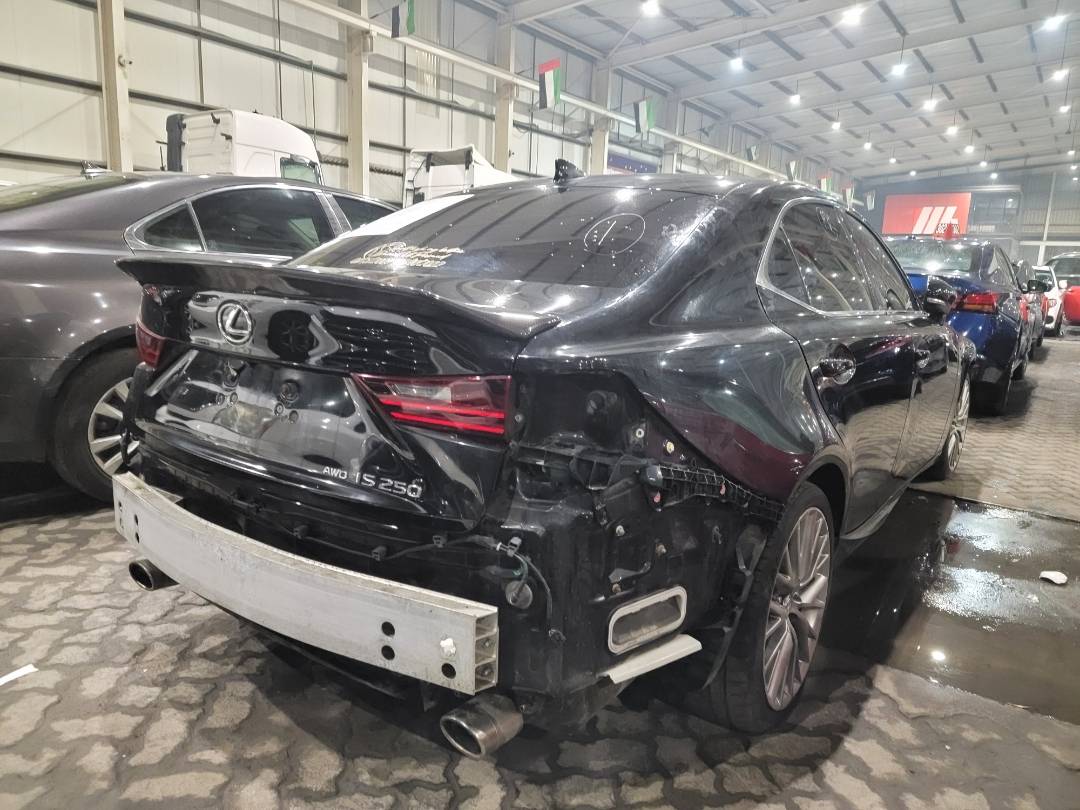 2014 LEXUS IS 250 — 164171 KM — Lot 013614 — Main - Marhaba Auctions Used Cars - Image 3