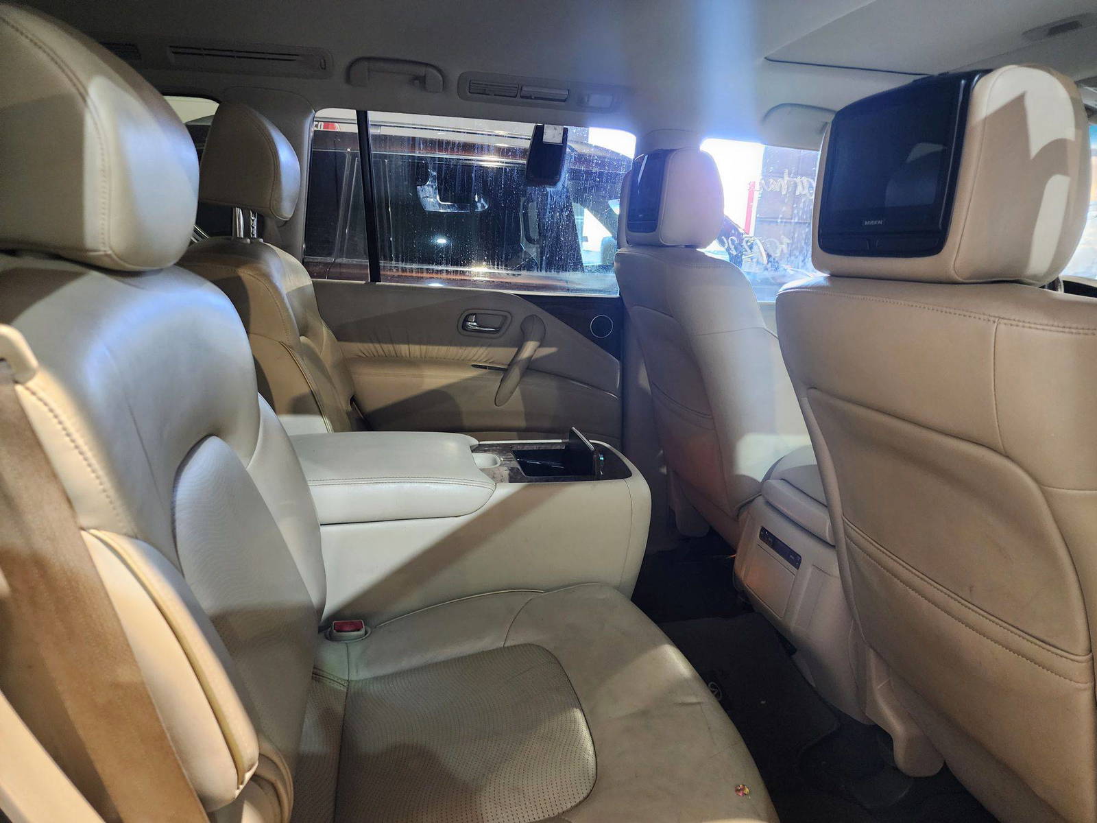 2017 INFINITI QX80 — 120152 Miles — Lot 60391994 — Souq - Marhaba Auctions Used Cars - Image 5