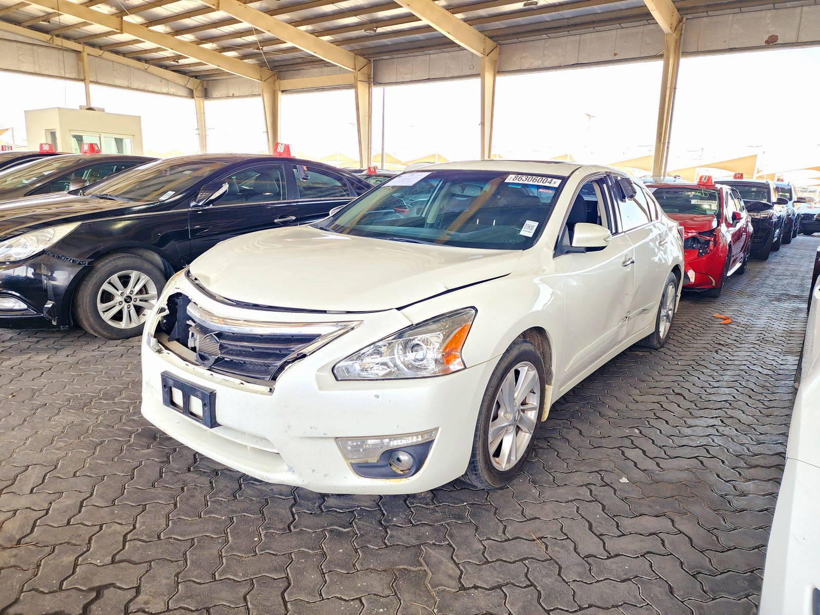 2015 NISSAN ALTIMA — 197970 Miles — Lot P6FC459006 — Souq - Marhaba Auctions Used Cars - Image 5