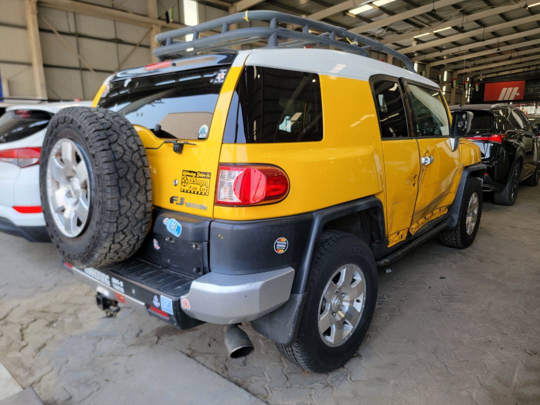 2007 TOYOTA FJ CRUISER — 200591 Miles — Lot 38379047 — Main - Marhaba Auctions Used Cars - Image 3