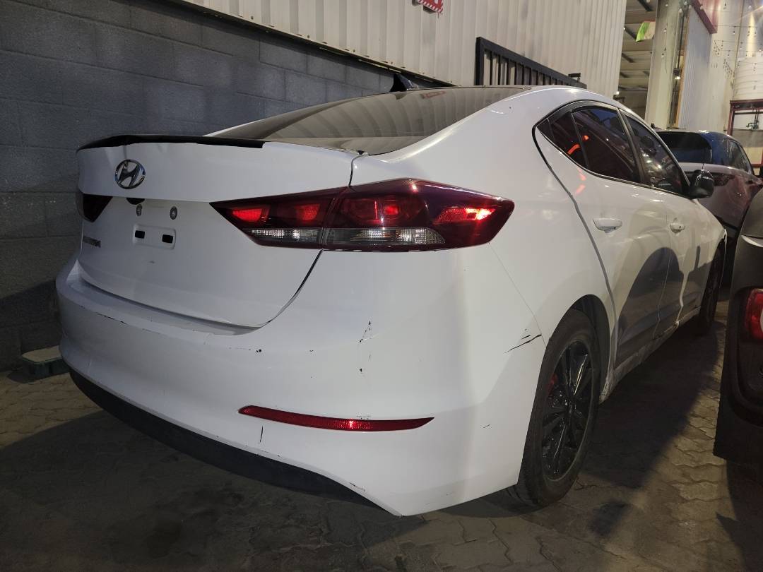2018 HYUNDAI ELANTRA — 232520 KM — Lot U661121 — Main - Marhaba Auctions Used Cars - Image 3