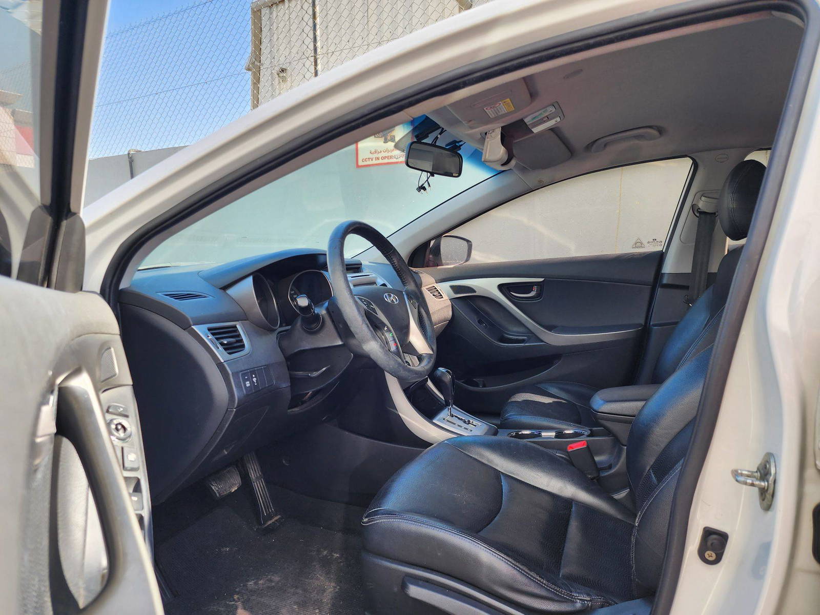 2011 HYUNDAI AVANTE — 203759 KM — Lot 037323 — Main - Marhaba Auctions Used Cars - Image 9