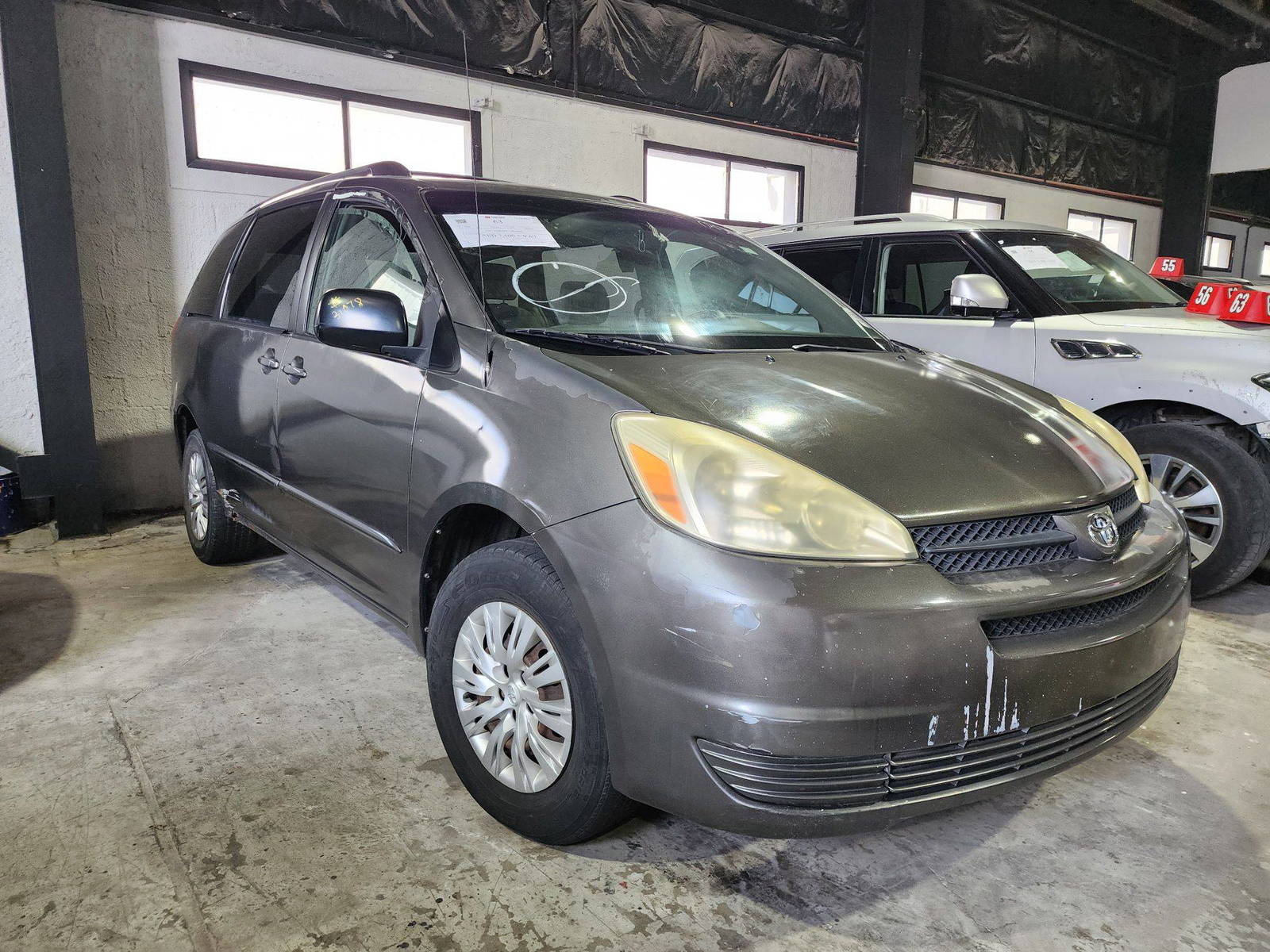 2004 TOYOTA SIENNA — 189816 Miles — Lot 58815744 — Souq - Marhaba Auctions Used Cars - Image 9