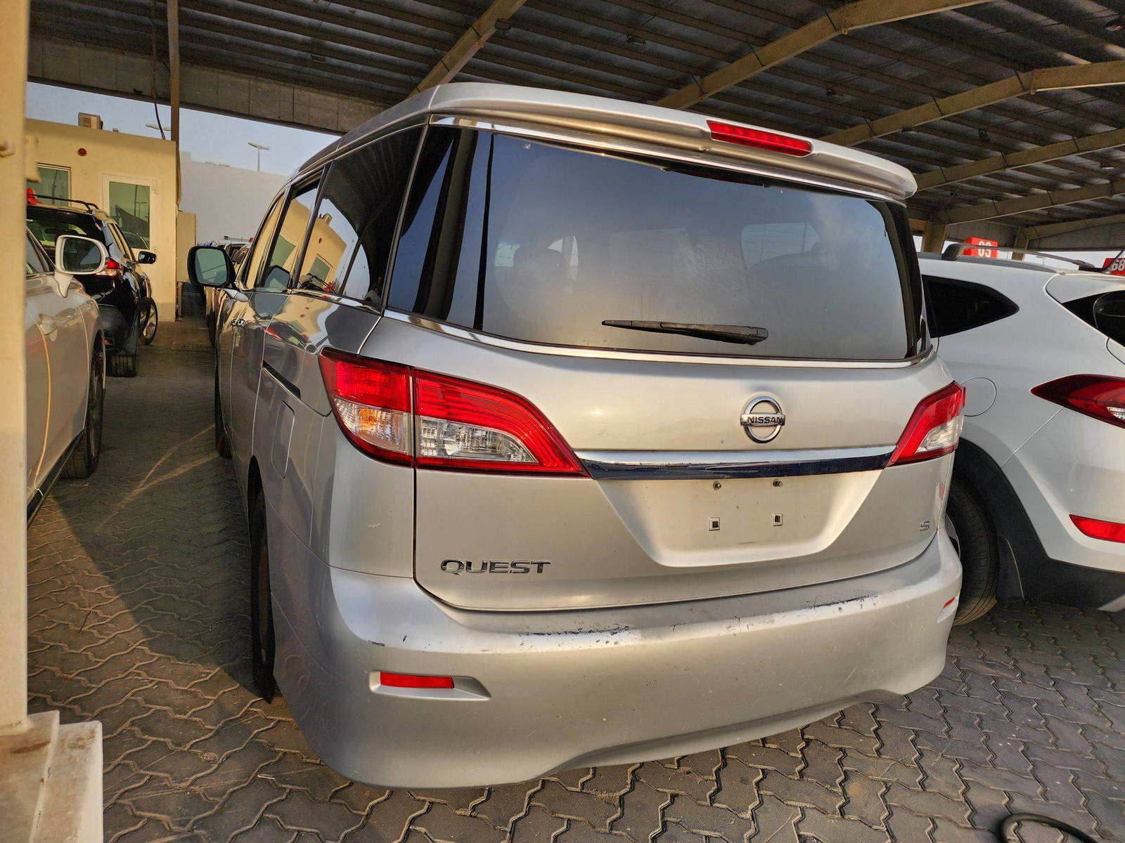 2011 NISSAN QUEST — 185384 Miles — Lot 38841712 — Souq - Marhaba Auctions Used Cars - Image 3