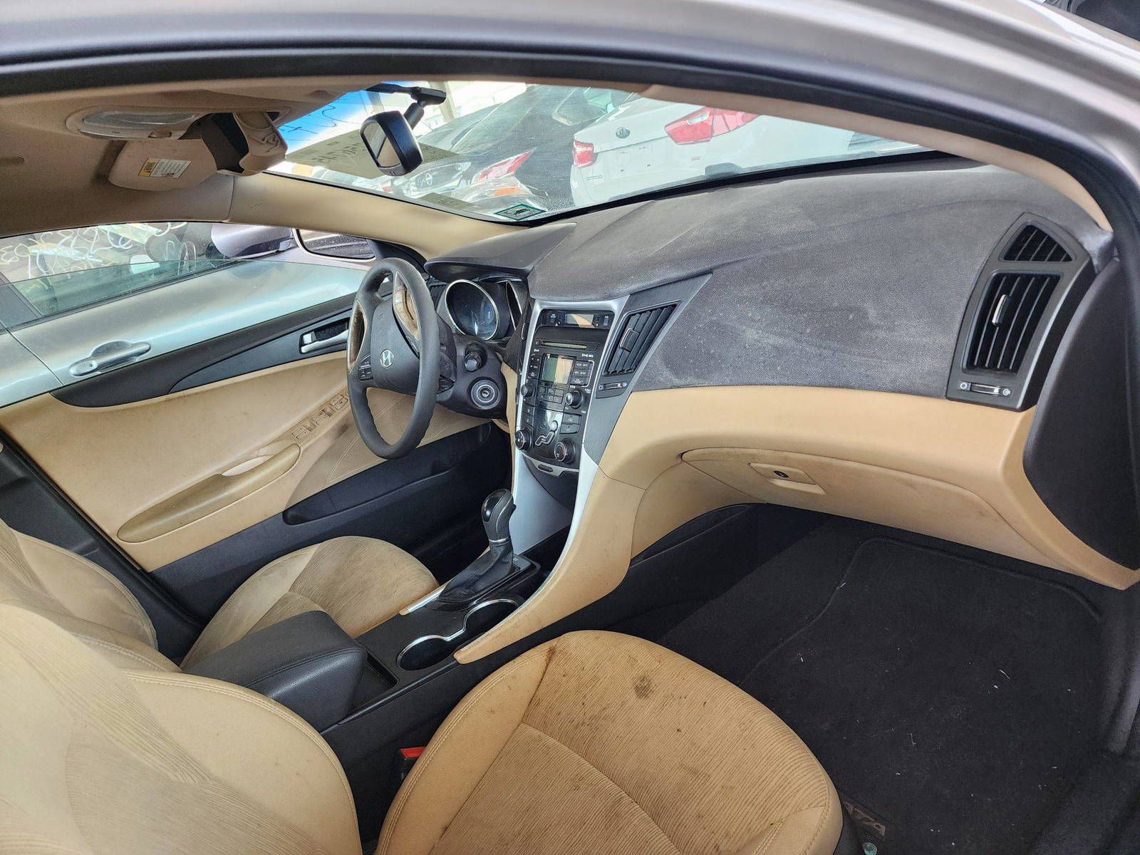 2011 HYUNDAI SONATA — 141866 Miles — Lot 38756745 — Main - Marhaba Auctions Used Cars - Image 5