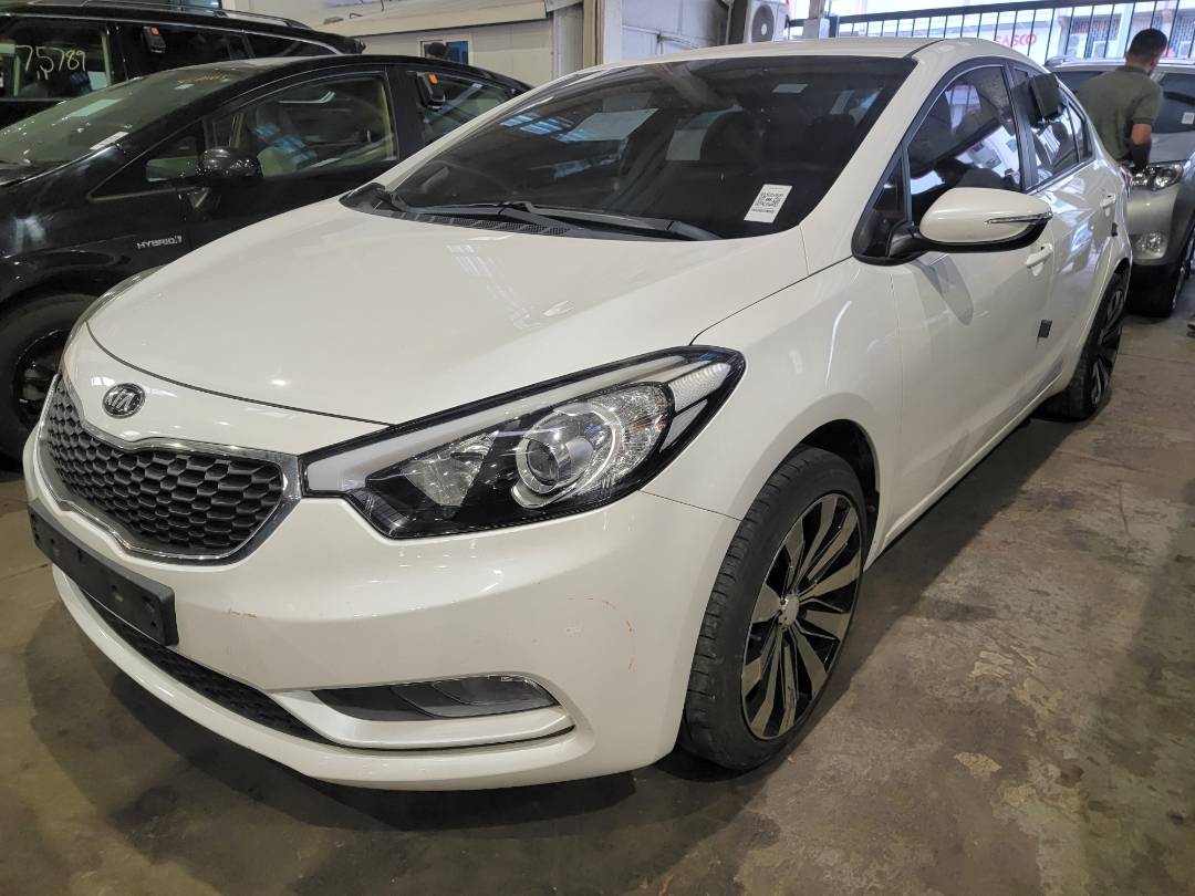 2014 KIA K3 — 144987 KM — Lot 868847 — Main - Marhaba Auctions Used Cars - Image 3