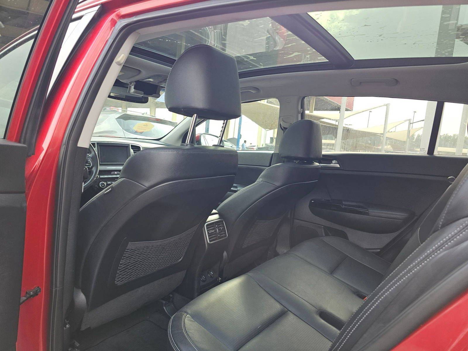2018 KIA SPORTAGE — 90740 Miles — Lot XJ7434753 — Souq - Marhaba Auctions Used Cars - Image 6