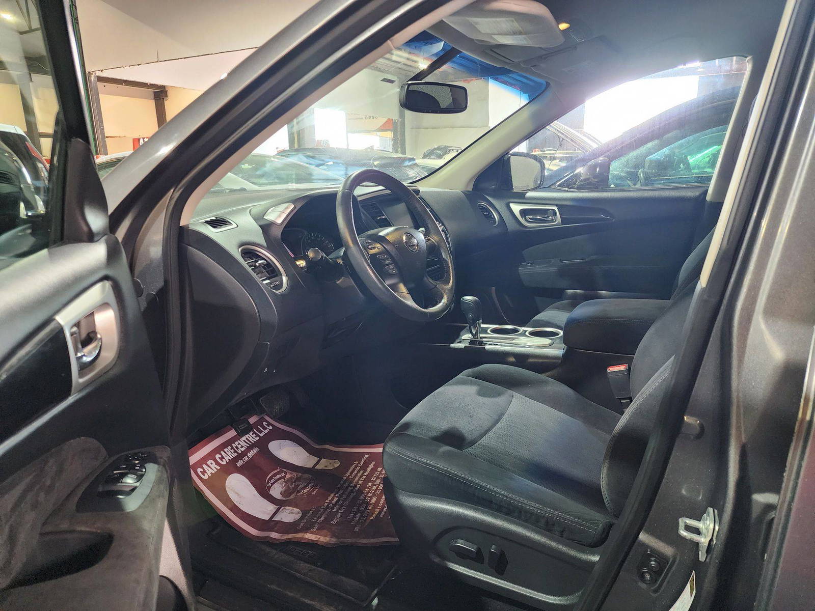 2015 NISSAN PATHFINDER — 160532 Miles — Lot 690054 — Al Quoz - Marhaba Auctions Used Cars - Image 9