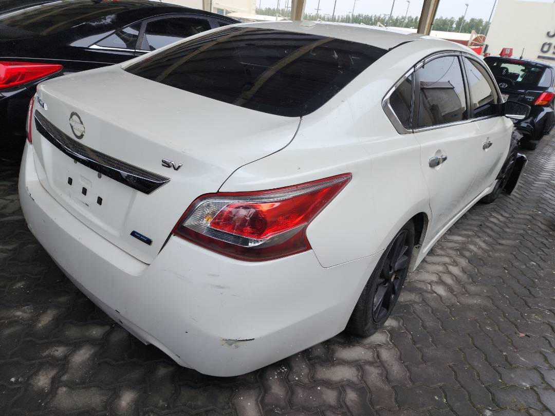 2013 NISSAN ALTIMA — 155585 Miles — Lot 38324701 - Marhaba Auctions Used Cars - Image 8