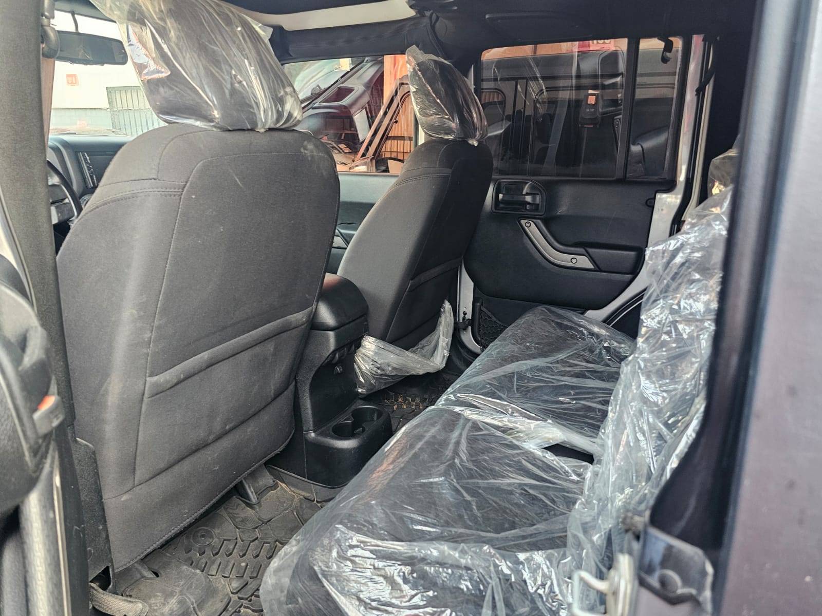 2018 JEEP WRANGLER — 141163 Miles — Lot JL835725 — Main - Marhaba Auctions Used Cars - Image 9