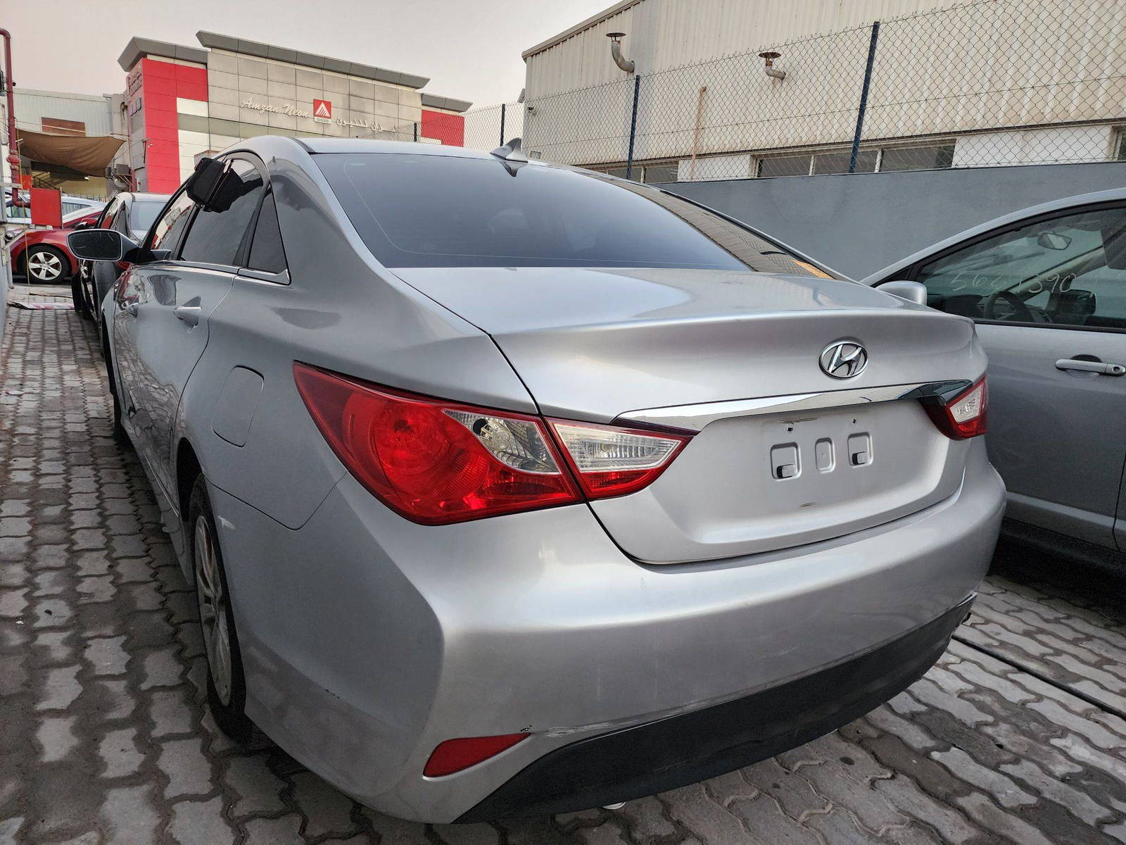 2014 HYUNDAI SONATA — 226663 Miles — Lot 22511 — Al Quoz - Marhaba Auctions Used Cars - Image 3