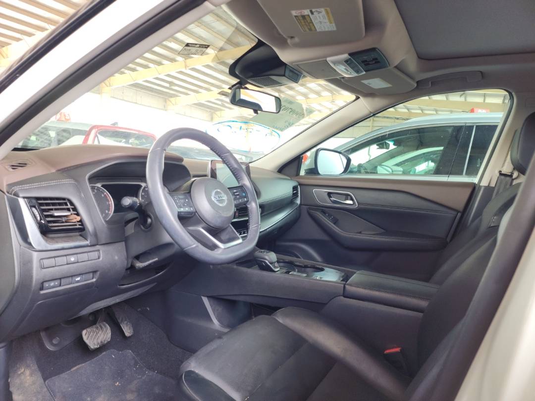 2021 NISSAN ROGUE — 72662 Miles — Lot 18704 — Souq - Marhaba Auctions Used Cars - Image 7