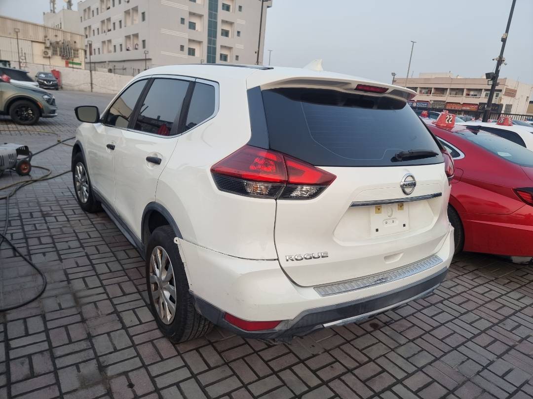 2018 NISSAN ROGUE — 137546 Miles — Lot JP560428 — Main - Marhaba Auctions Used Cars - Image 5