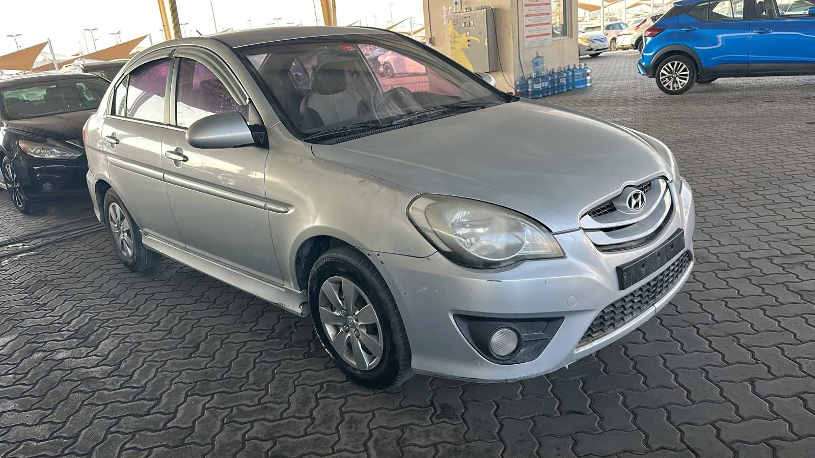Hyundai VERNA 2010 view 2