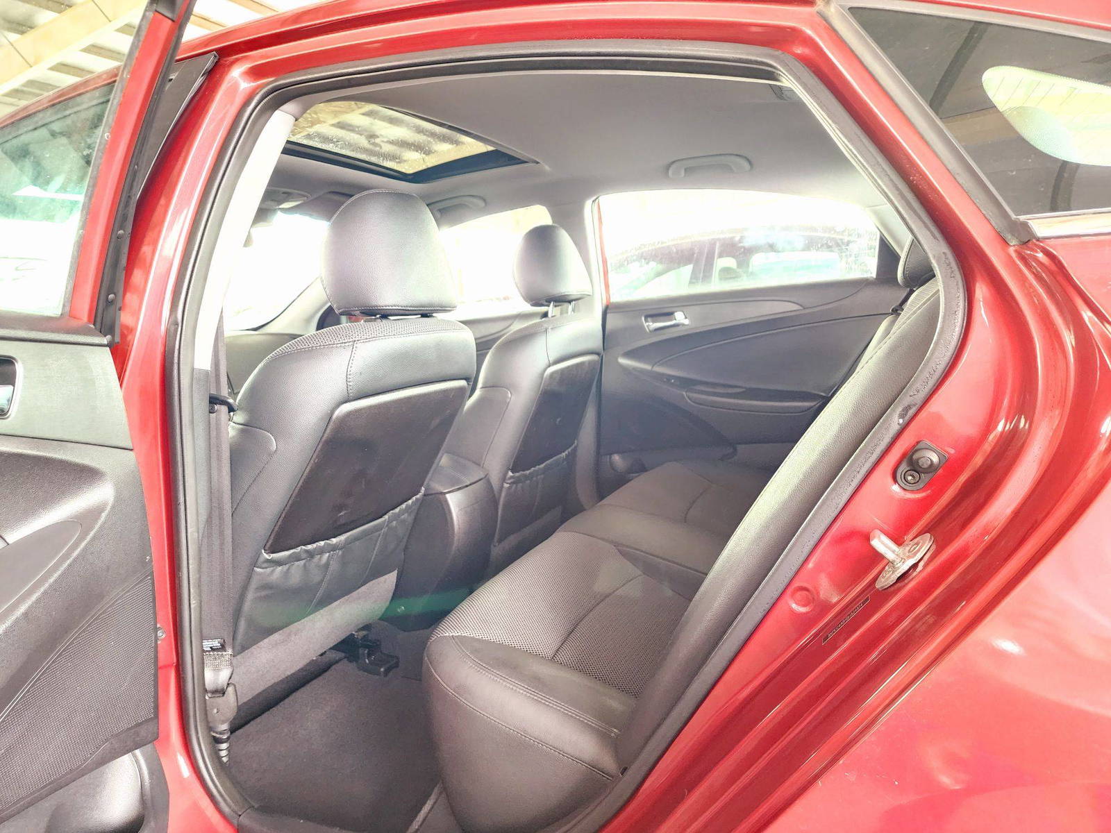2013 HYUNDAI SONATA — 188839 Miles — Lot H524514 — Souq - Marhaba Auctions Used Cars - Image 6